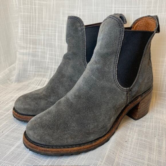 Frye Sabrina Chelsea Suede Heeled Boots Womens Gray ]Pull On Bootie 7.5 M - Picture 4 of 8